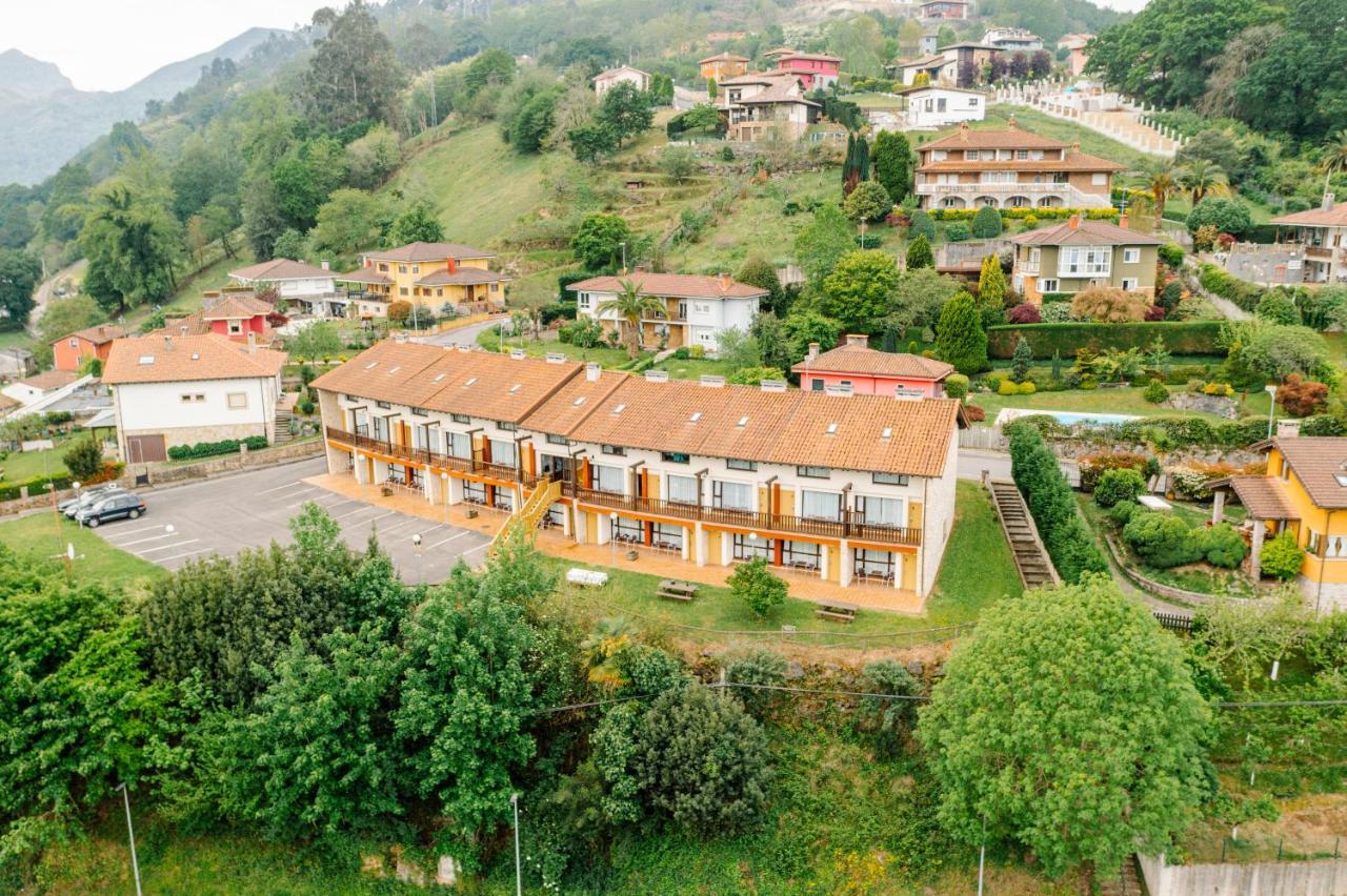 Apartamentos Aldea Del Puente Onís Exterior foto