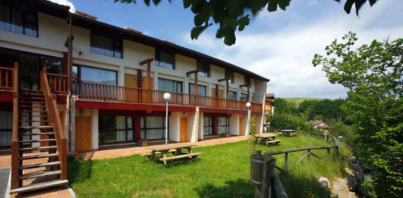 Apartamentos Aldea Del Puente Onís Exterior foto