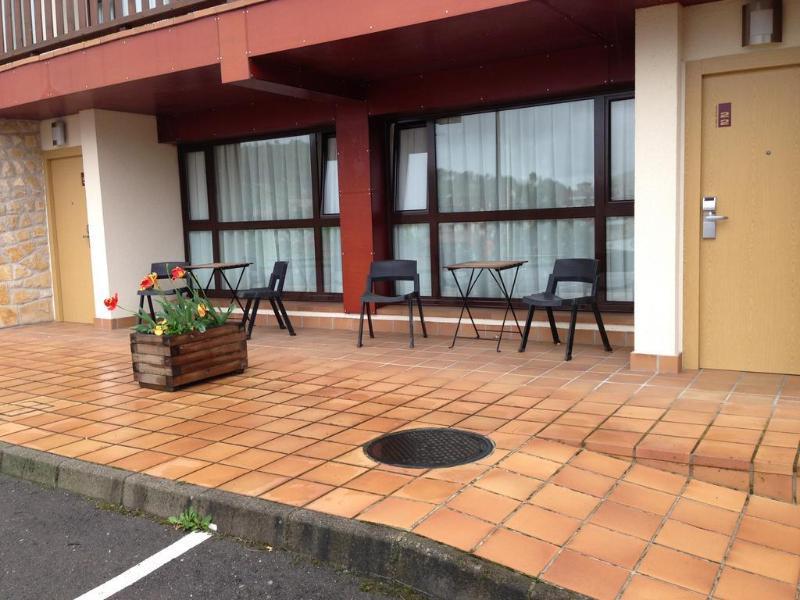 Apartamentos Aldea Del Puente Onís Exterior foto